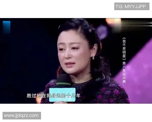 中国足球明星的爱情故事:从绿茵场到浪漫生活的甜蜜旅程 中国足球明星的爱情故事:从绿茵场到浪漫生活的甜蜜旅程